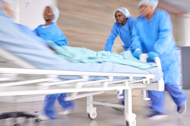 surgery emergency running with doctors hospital medical accident operating room medicine healthcare wellness with people rush clinic teamwork fast motion blur_590464 226749